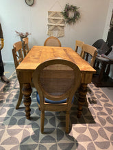 Load image into Gallery viewer, Farmhouse Modern Table