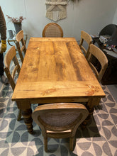 Load image into Gallery viewer, Farmhouse Modern Table