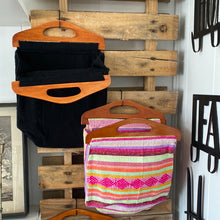 Load image into Gallery viewer, Wooden Handle Handbags
